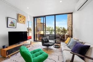 ภาพในคลังภาพของ Oxley - 1 Bedroom Apt in the Heart of Collingwood ในเมลเบิร์น
