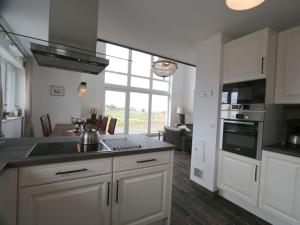 Gallery image of To"n Lüchtfüer Comfortable holiday residence in Dwarsdorf +32 photos