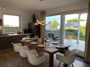 صورة لـ Haus Seeblick Modern retreat في جورين -ليبين