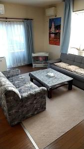 Χώρος καθιστικού στο 10-minute walk from Hakodate station, entire house, up to 10 people