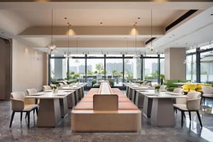 Restaurace v ubytování Hampton by Hilton Guangzhou Huangpu Sports Center
