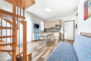 Kuchyň nebo kuchyňský kout v ubytování Jesolo Village Beach House - Host Solution