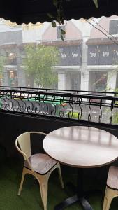 Μπαλκόνι ή βεράντα στο Aiotuku Hostelry +11 φωτογραφίες