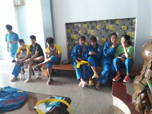 a group of people sitting on a bench at Sao Khue 2 Hotel in Buon Ma Thuot +18 photos