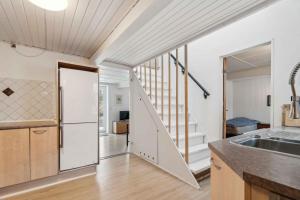 Η κουζίνα ή μικρή κουζίνα στο Cosy House Near Forest