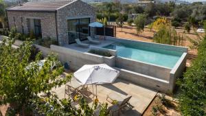 The swimming pool at or close to Fairytale Villas