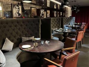 Posezení v ubytování Novotel Muscat Airport