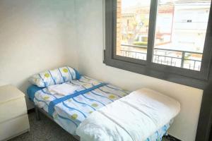 Posteľ alebo postele v izbe v ubytovaní Comfortable house near Esparreguera with city view