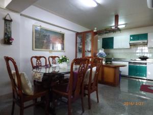Cucina o angolo cottura di Flower Bird House B&B