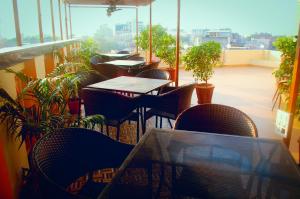 HR宮殿酒店餐廳或用餐的地方