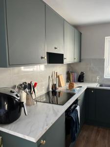 A cozinha ou kitchenette de Sea views in Dugort