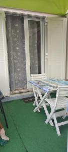 Patio nebo venkovní prostory v ubytování Charmant studio dans le sud, idéal pour un couple