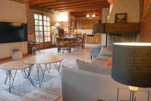 Χώρος καθιστικού στο Cottage T7 with garden on the snow front