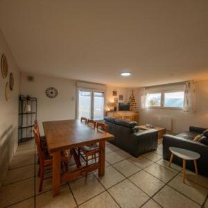 Χώρος καθιστικού στο Le Lipa - gite cosy avec vue imprenable +16 φωτογραφίες