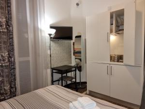 Cuisine ou kitchenette dans l'établissement Affittacamere House LeoMar di Sara