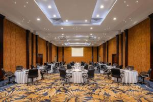 Zona business o sala conferenze di InterContinental Taif by IHG