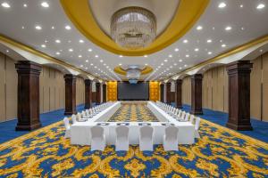 Zona business o sala conferenze di InterContinental Taif by IHG