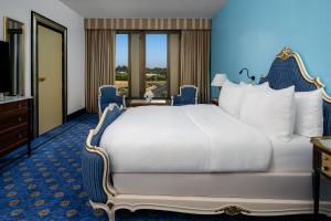Letto o letti in una camera di InterContinental Taif by IHG