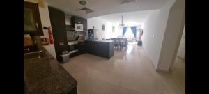 Μια τηλεόραση ή/και κέντρο ψυχαγωγίας στο Dream Apartment