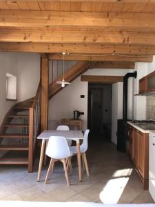 Fotografie z fotogalerie ubytování B&B Arlanch 8 v destinaci Vallarsa