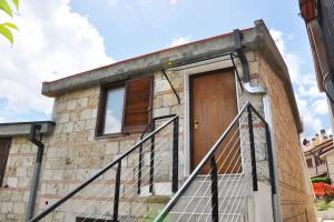 Gallery image of Casetta sul lago in Umbria in Piediluco +3 photos