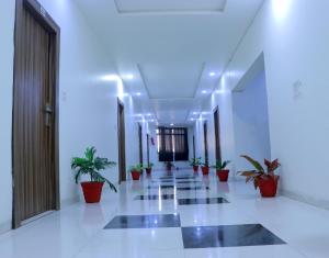 马图拉Hotel Panache 500 Mtrs From Shri Krishna Janma bhumi Teample的相册照片
