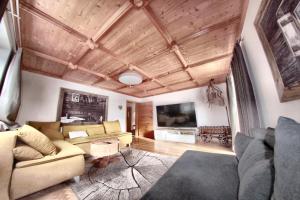Μια τηλεόραση ή/και κέντρο ψυχαγωγίας στο Ambiento Tirol