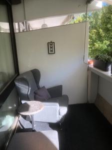 Fotografie z fotogalerie ubytování Cozy 1 room apartment for 2 v Mnichově