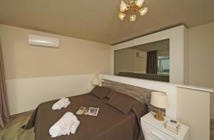 Gallery image of Villa Ca' Bianca in Maderno +43 photos