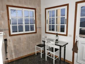 Kuchyňa alebo kuchynka v ubytovaní Modern apartment in Frontera, 45 m² with sea view balcony