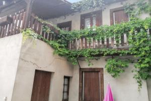 Balkón alebo terasa v ubytovaní Studio charmant à Néris-les-Bains, 20 m², avec terrasse C