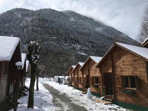 Camping Era Yerla D'arties trong mùa đông