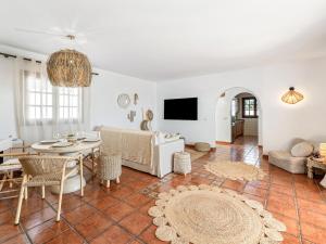 TV a/nebo společenská místnost v ubytování Casa del Mar