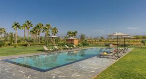 Πισίνα στο ή κοντά στο Villa Dar Tillili Marrakech