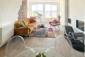 Posedenie v ubytovaní Maison chaleureuse au cœur des Calanques de Marseille + jardin.
