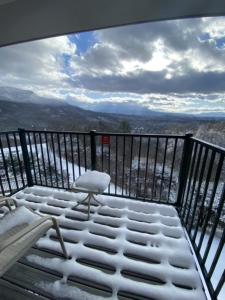 En generel udsigt til bjerge eller udsigt til bjerge taget fra lejligheden