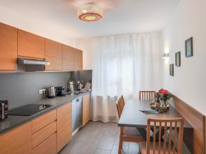 Køkken eller tekøkken på Zentrale Luxus Apartments Nürnberg, Balkon, Parkplatz, Self-Check-in