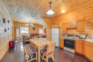 Gallery image of 6 Mi to Shingleton Manistique Home with Yard! in Manistique +16 photos
