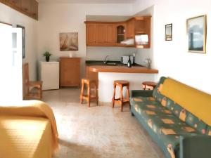 A kitchen or kitchenette at Exceptional Studio in Frontera | 25 sq.m. | Terrace