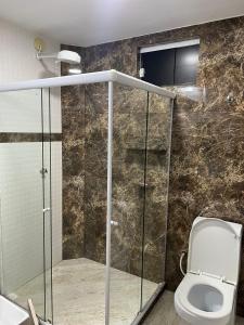 Koupelna v ubytování Casa azul alto padrão