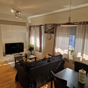 Μια τηλεόραση ή/και κέντρο ψυχαγωγίας στο JECI Apartment Central Lørenskog