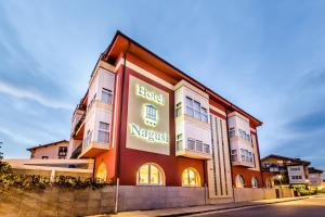 Budova, kde se hotel nachází