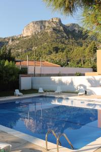 Bazén v ubytování Hostal Tivissa nebo v jeho okolí