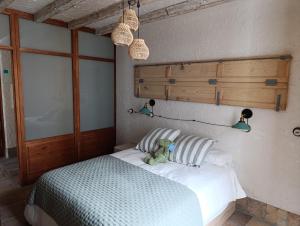 Postel nebo postele na pokoji v ubytování RUSTIC Home