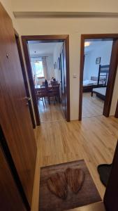 Ένα ή περισσότερα κρεβάτια σε δωμάτιο στο Apartmán Martius Veľká Lomnica