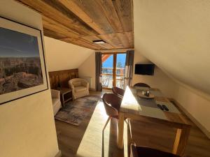 Televízia a/alebo spoločenská miestnosť v ubytovaní UNTERBERG Apartment