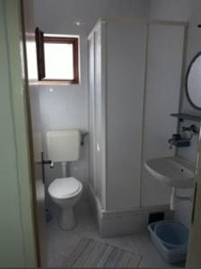 Koupelna v ubytování Apartment Jadranko + 15 fotografií