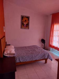 Una cama o camas en una habitación de Rest house Yautepec Bonito Private 27 fotos más