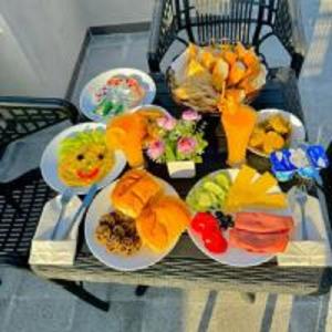 Makanan di atau di tempat lain dekat bed & breakfast