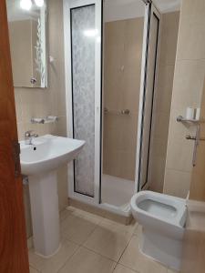 Ένα μπάνιο στο Marina Kings View